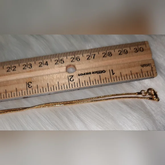 Dolphin set- blue rhinestone necklace and earrings great preloved condition - Picture 3 of 6